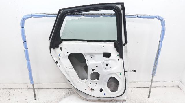 OPEL 13285610 Puerta trasera izquierda  disponible España