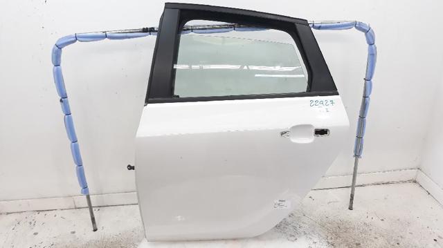 OPEL 13285610 Puerta trasera izquierda  comprar en Ponferrada