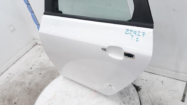 13285610 OPEL Puerta trasera izquierda  comprar en Jaén