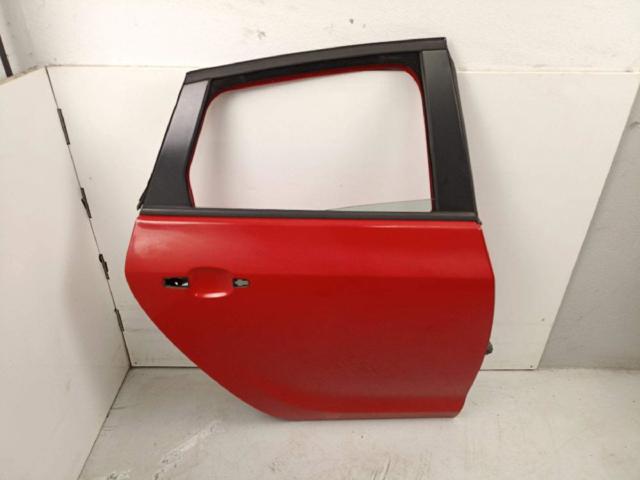 OPEL 13285611 Puerta trasera derecha  en stock Salamanca