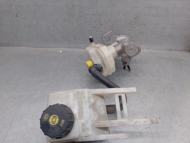 Cilindro principal de freno Opel Astra