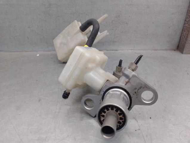 Cilindro principal de freno Opel Astra