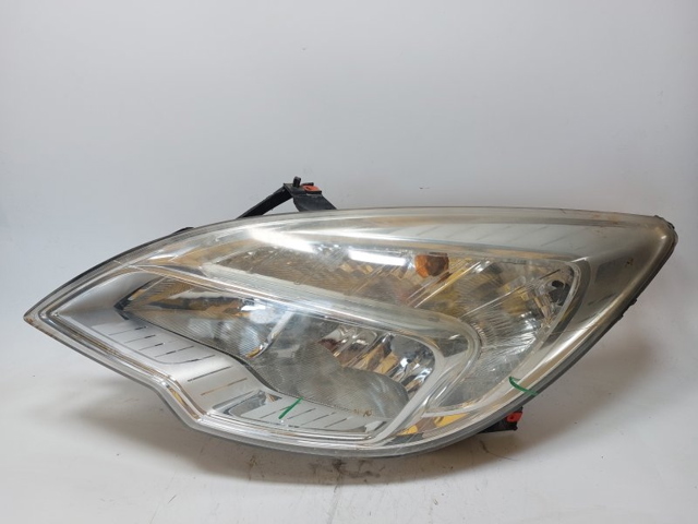 Luz frontal Opel Meriva  ()