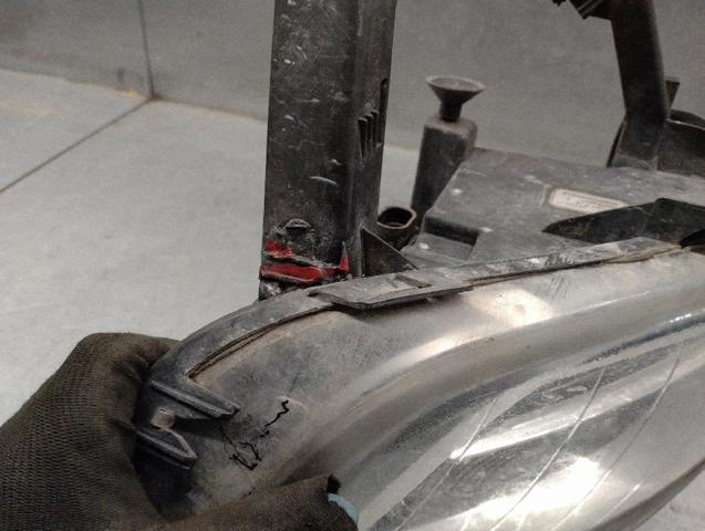 OPEL 13293618 Luz antiniebla izquierdo  en stock Terrassa