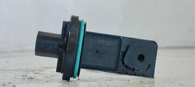 Flujo de aire masivo 13301682 OPEL