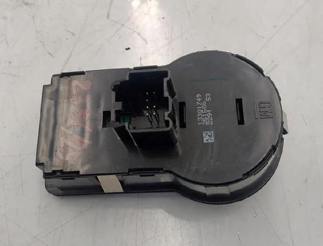 GM 13301749 Interruptor de luces en el tablero  comprar en Ponferrada