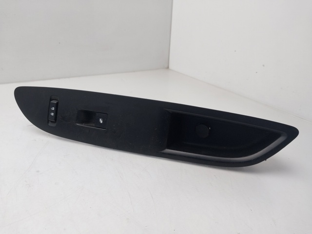 OPEL 13301886 Unidad de control de elevalunas delantero derecho  disponible España