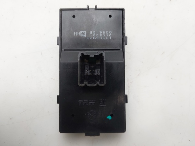 OPEL 13305978 Interruptor de elevalunas delantera izquierda  en stock Terrassa