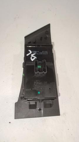 13305978 Interruptor de elevalunas delantera izquierda  en stock Castellón