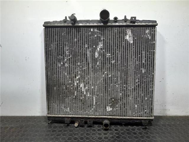1330E7 Radiador de refrigeración del motor  disponible Málaga