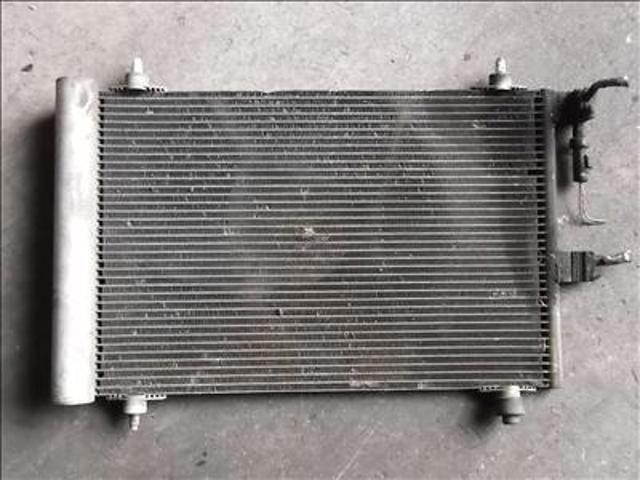 1330F4 Radiador de refrigeración del motor  comprar en Zaragoza