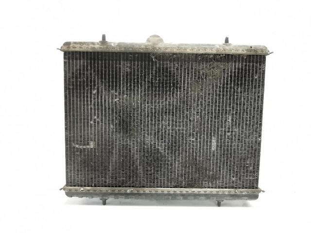 1330Q7 Radiador de refrigeración del motor  disponible Utrera