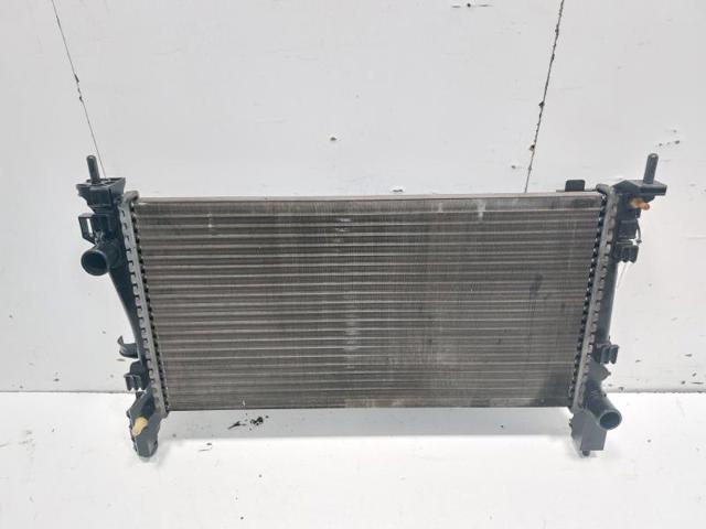 Radiador del motor 1330V0 PEUGEOT