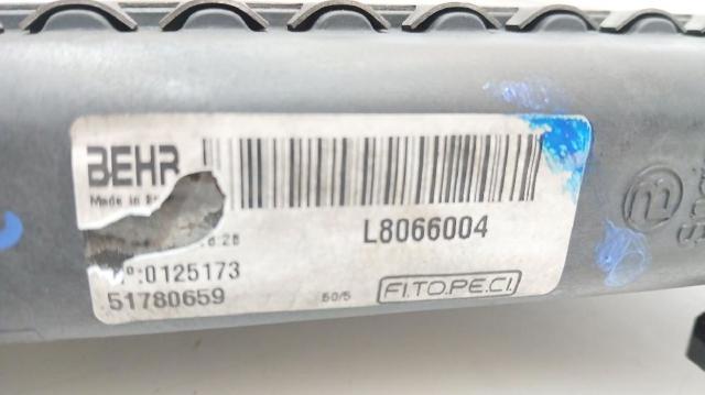 PEUGEOT 1330Y4 Radiador de refrigeración del motor  comprar en Ponferrada