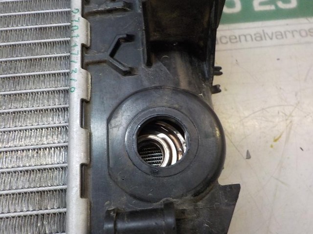 Radiador de agua 13311079 OPEL