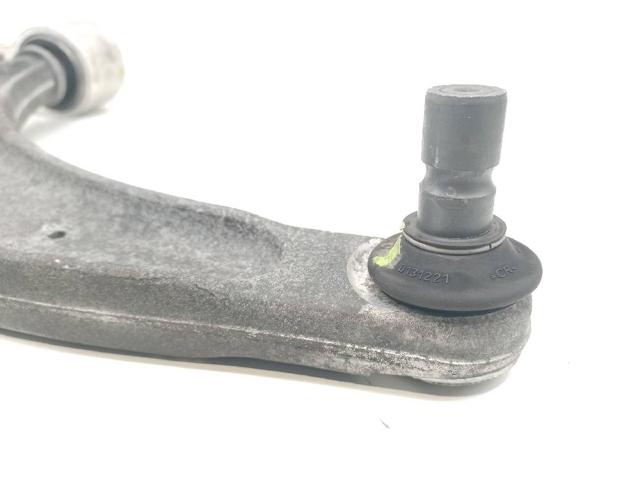 13318884 Brazo inferior izquierdo de la suspensión delantera  en stock Granada