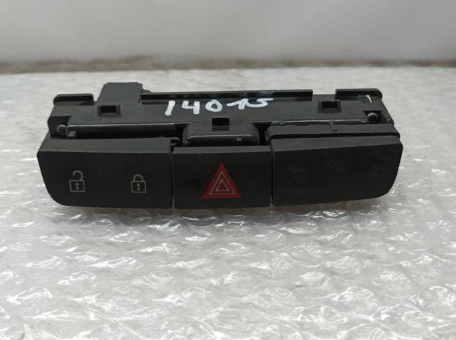 Boton warning para Opel Insignia G09