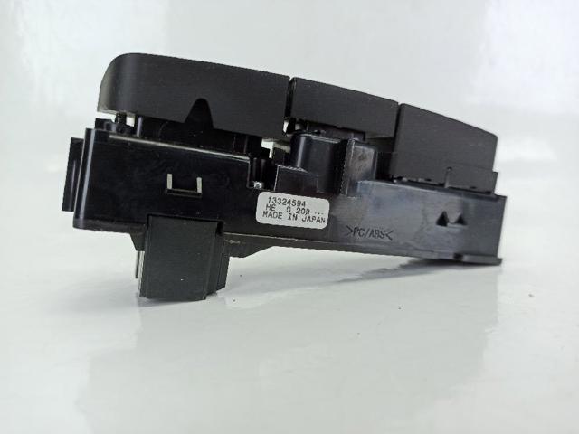 13324594 OPEL Boton de luz de emergencía comprar Bilbao