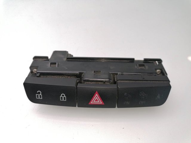 13324594 Boton de luz de emergencía  en stock Castellón