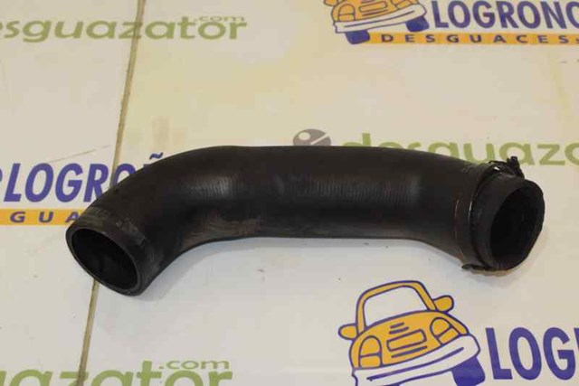 Tubo flexible de aire de sobrealimentación inferior izquierdo 1332836 Ford