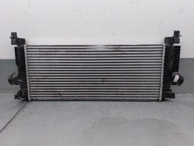 Radiador de aire de admisión 13330387 OPEL