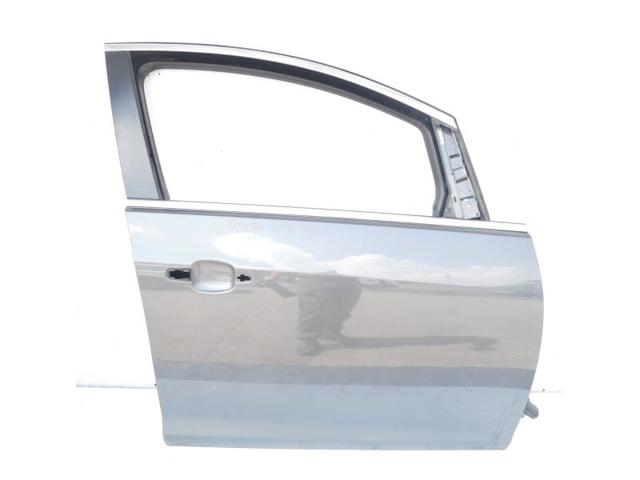 13330766 OPEL Puerta delantera derecha  en stock Gandía