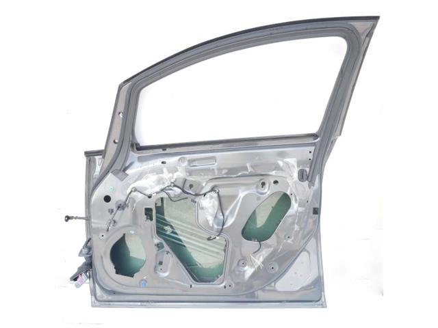13330766 Puerta delantera derecha  en stock Castellón