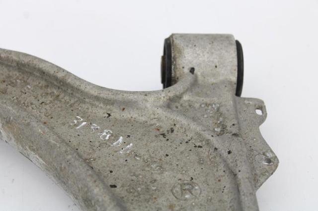 13334021 OPEL Buje delantero inferior del brazo de suspensión  comprar en Oviedo