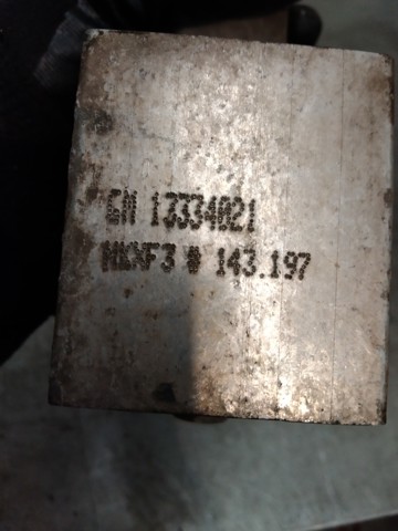 OPEL 13334021 Buje delantero inferior del brazo de suspensión  comprar en Albacete