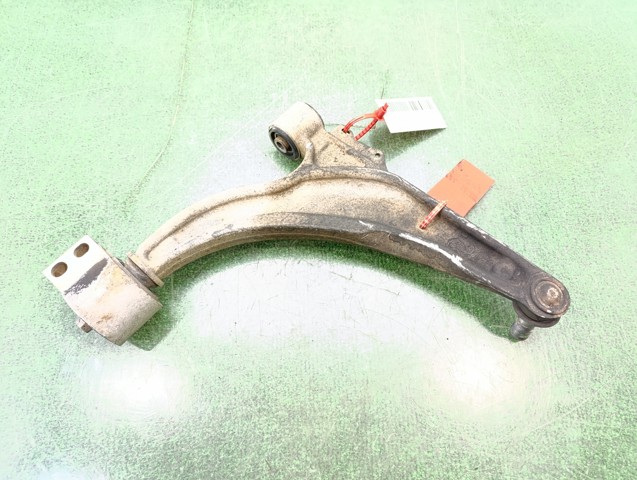 13334022 Brazo inferior izquierdo de la suspensión delantera comprar Sevilla