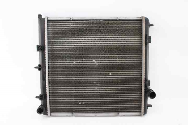 133374 Radiador de refrigeración del motor  disponible Utrera