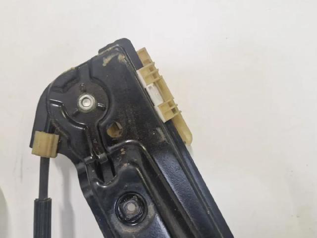 13350758 OPEL Mecanismo de elevalunas de la puerta delantera izquierda  disponible Vigo