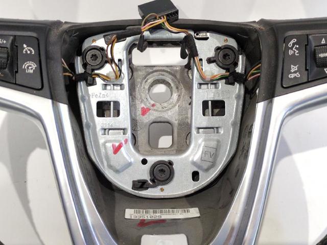 13351029 Volante comprar Sevilla