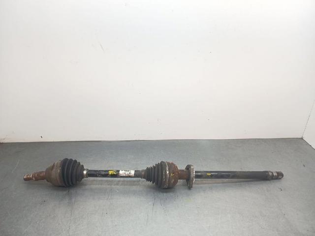 13356124 Semieje delantero derecho  disponible Málaga