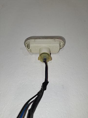 FORD 1336185 Luz intermitente de guardabarros  disponible España