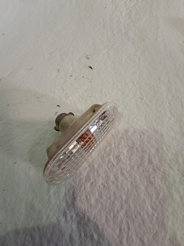 1336185 Luz intermitente de guardabarros  comprar en Pontevedra