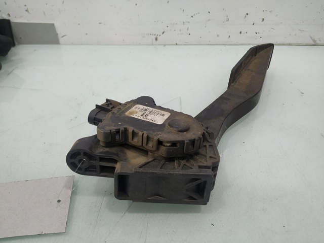 Potenciómetro pedal Opel Meriva  ()