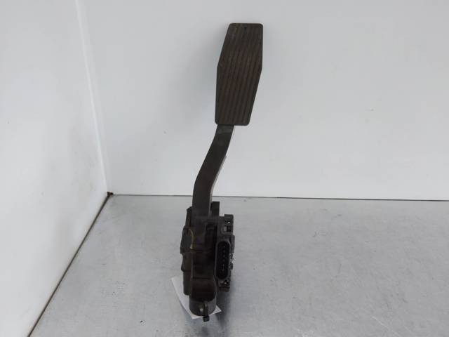 Precio del repuesto Potenciómetro pedal Meriva  monovolumen