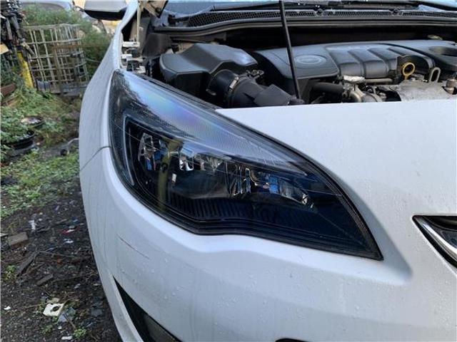 OPEL 13365290 Faro izquierdo  en stock Terrassa