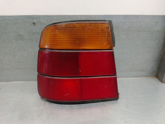 Piloto trasero exterior izquierdo 133689 BMW