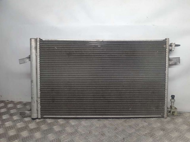 OPEL 13377763 Condensador aire acondicionado  en stock Salamanca