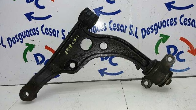 1339467080 Brazo inferior derecho de la suspensión delantera  disponible Utrera