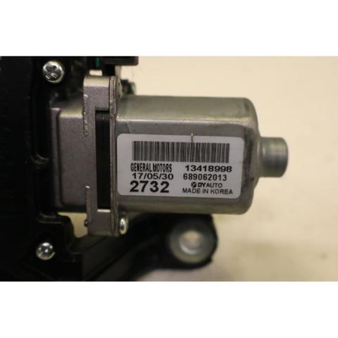 13418998 Motor del limpiaparabrisas trasero  disponible Burgos