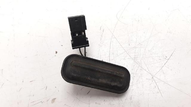 Botón de accionamiento del cierre de la tapa del maletero (puerta trasera 3/5) 13422270 OPEL