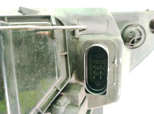 FORD 1343653 Faro derecho  disponible España