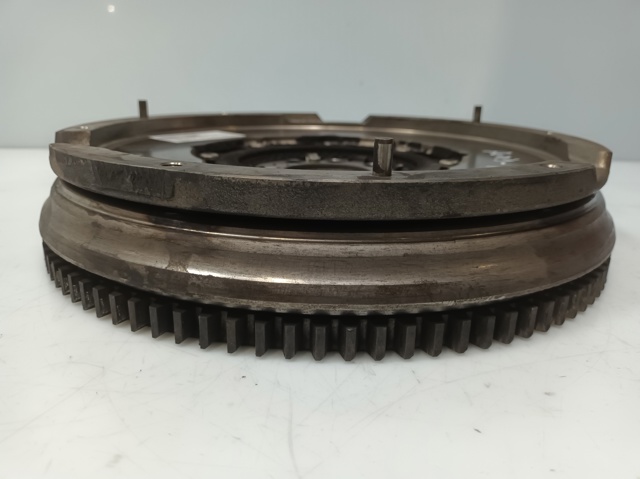 TOYOTA 134500R010 Volante motor  en stock Terrassa