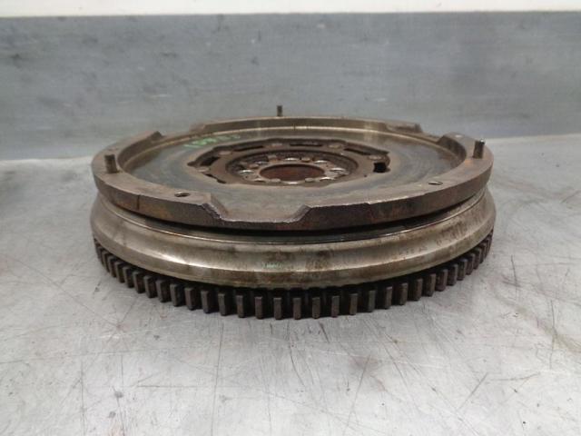 134500R010 TOYOTA Volante motor comprar Madrid