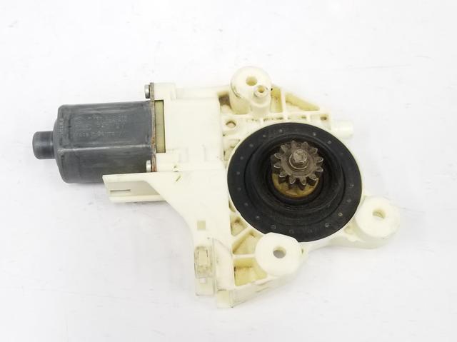 Motor eléctrico, elevalunas, puerta delantera derecha 1347884 Ford