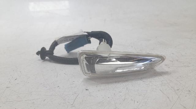 13491089 Luz intermitente de guardabarros derecho  comprar en Reus