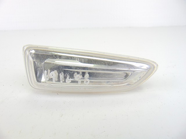 OPEL 13491089 Luz intermitente de guardabarros derecho  en stock Terrassa